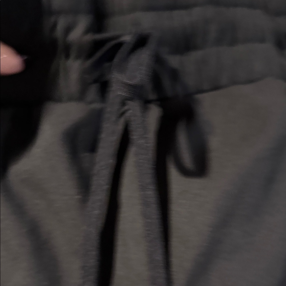 Mondetta Black Cargo Joggers - Picture 3 of 4